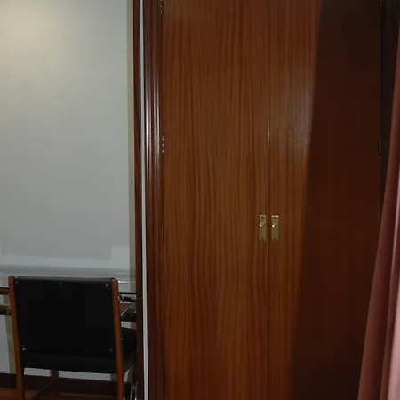 Hotel Santacruz Oviedo