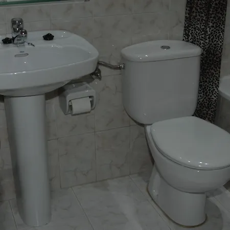 Santacruz Hotell Oviedo