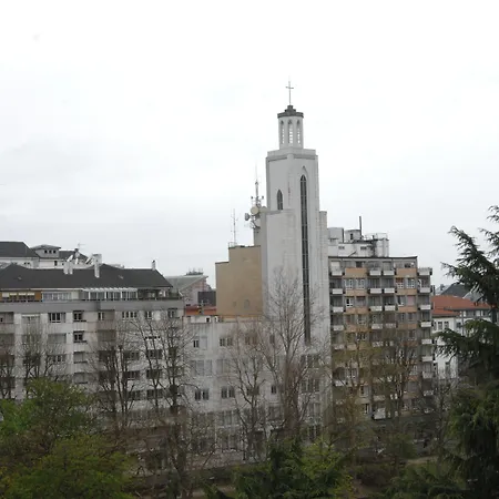 Santacruz Ξενοδοχείο *