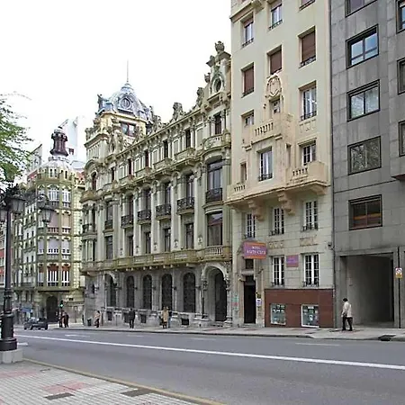 Santacruz Hotell Oviedo
