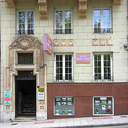 Santacruz Hotel *