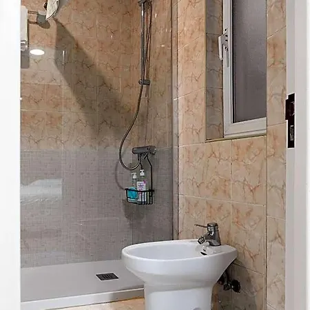 Santacruz Ξενοδοχείο *