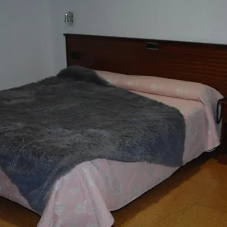 Santacruz מלון אוביידו