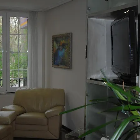 Santacruz * אוביידו