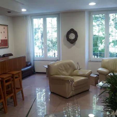 Santacruz * Οβιέδο