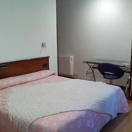 Santacruz Hotell Oviedo