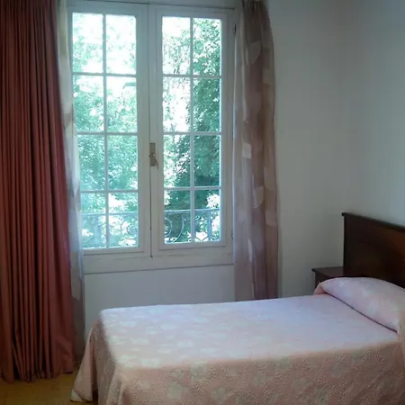 Santacruz Hotell Oviedo