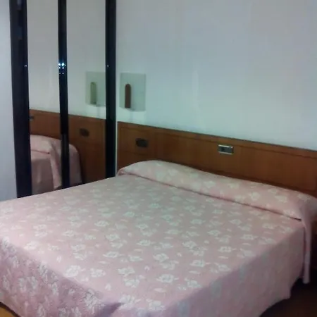 מלון Santacruz *